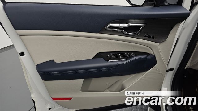 Kia Sportage 2023 — photo 14