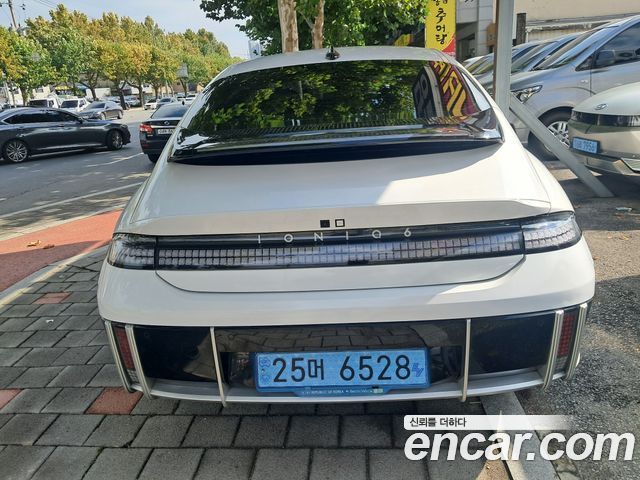 Hyundai Ioniq6 2023 — photo 3