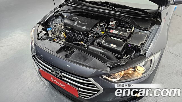 Hyundai AVANTE 2018 — photo 6