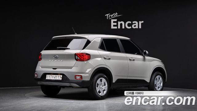 Hyundai Venue 2021 — photo 2