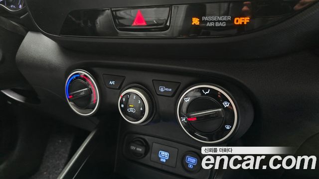 Hyundai Venue 2021 — photo 22