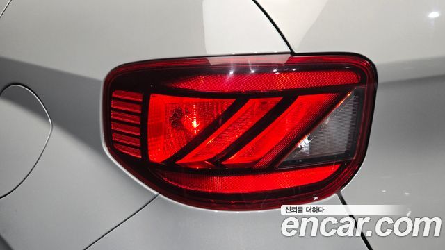 Hyundai Venue 2021 — photo 9