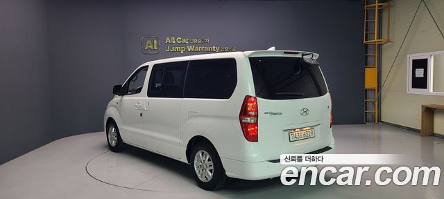 Hyundai Starex 2017 — photo 6
