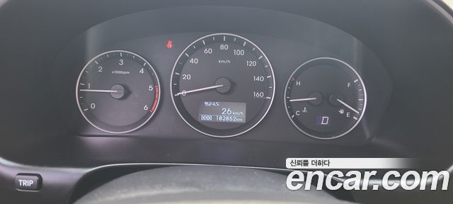 Hyundai Starex 2017 — photo 8