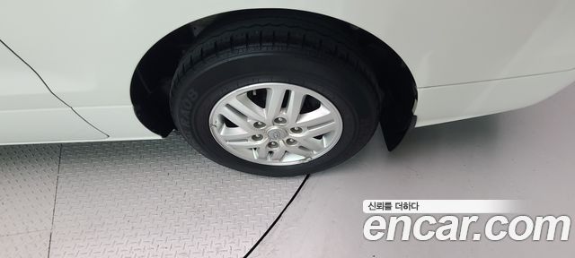 Hyundai Starex 2017 — photo 18