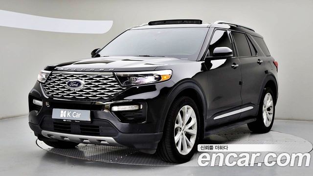 Ford Explorer 2022 — photo 1