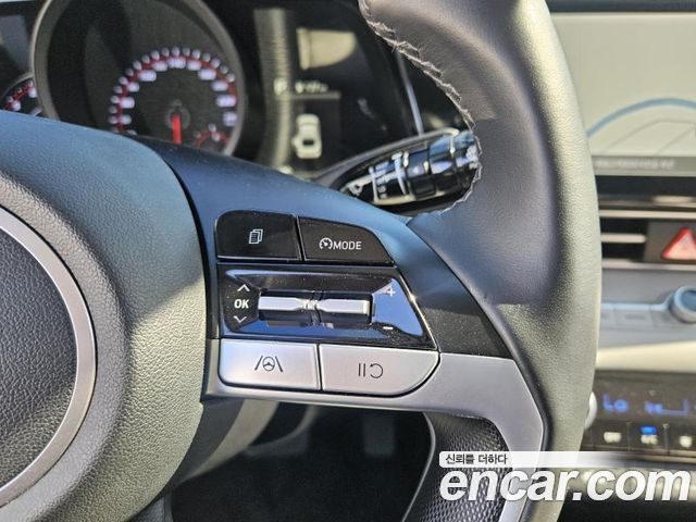 Hyundai AVANTE 2021 — photo 13