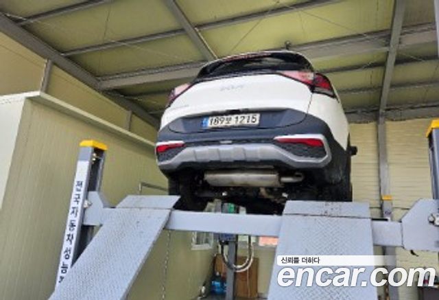 Kia Sportage 2023 — photo 2