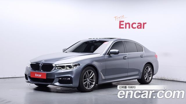 BMW 5-Series 2018 — photo 1