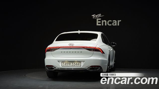 Hyundai Grandeur 2022 — photo 4