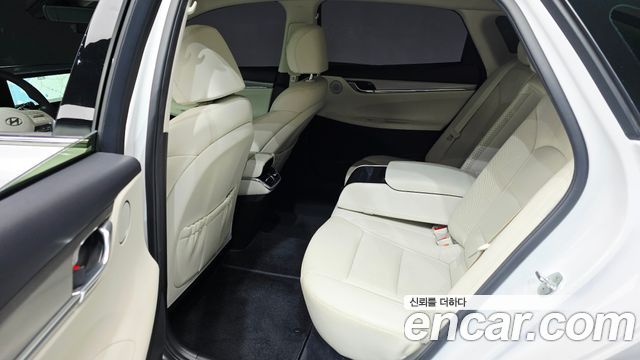 Hyundai Grandeur 2022 — photo 18