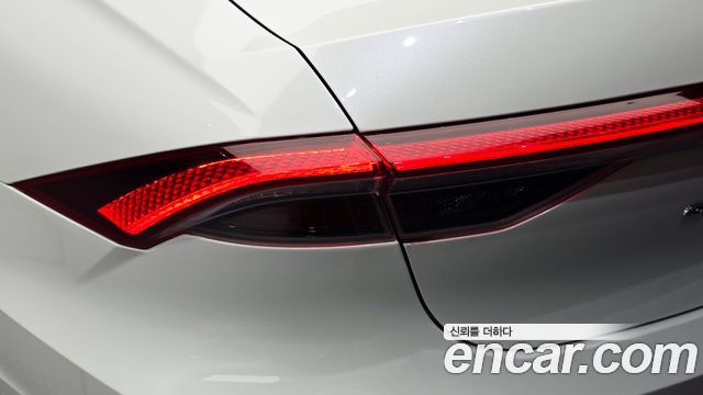 Hyundai Grandeur 2022 — photo 9