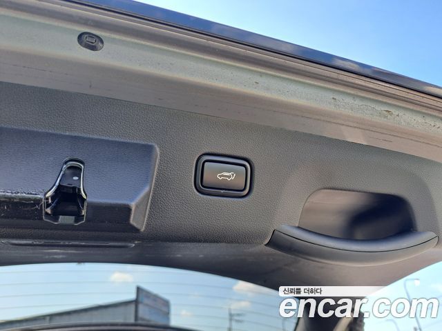 Kia Sportage 2023 — photo 17