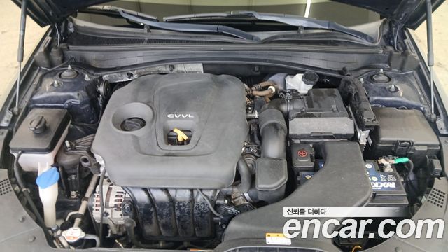 Kia K5 2019 — photo 16