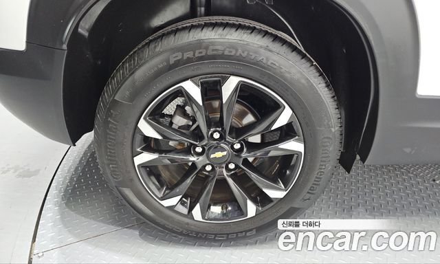 Chevrolet Korea Trailblazer 2022 — photo 5