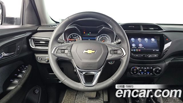 Chevrolet Korea Trailblazer 2022 — photo 18
