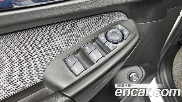 Chevrolet Korea Trailblazer 2022 — photo 28