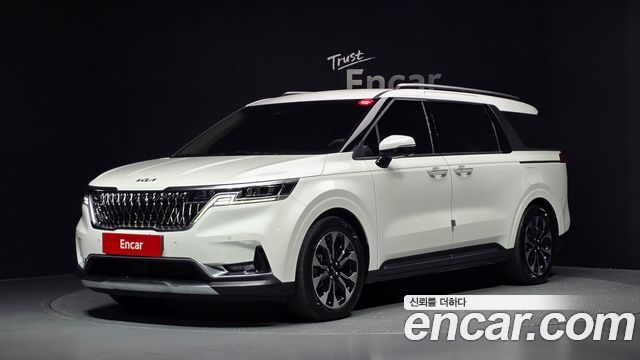 Kia Canival 2021 — photo 1