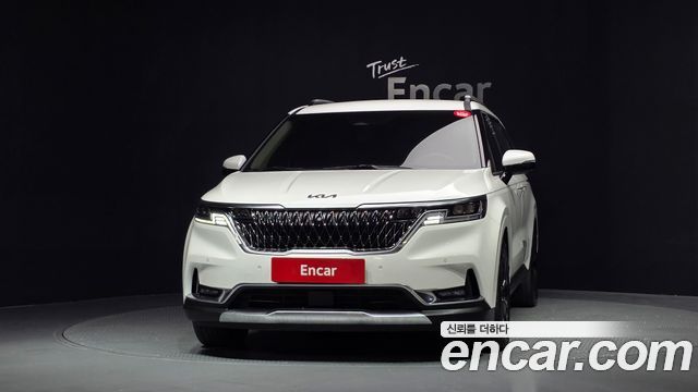 Kia Canival 2021 — photo 3