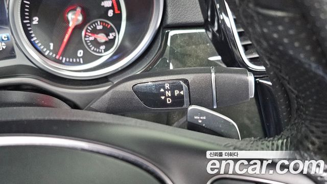 Mercedes-Benz GLS-Class 2018 — photo 12