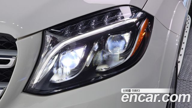 Mercedes-Benz GLS-Class 2018 — photo 8