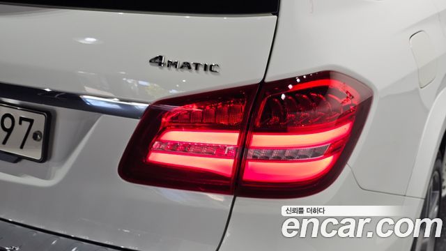 Mercedes-Benz GLS-Class 2018 — photo 9