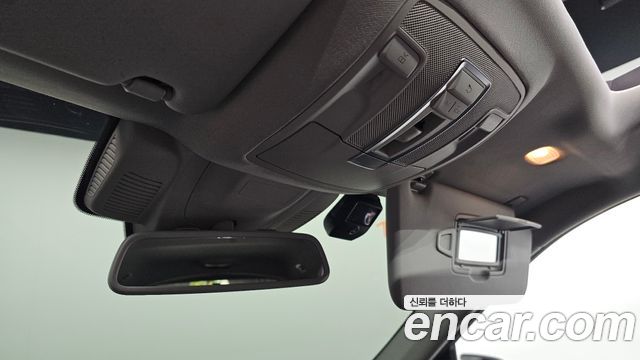 Mercedes-Benz GLS-Class 2018 — photo 31