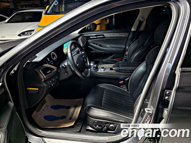 Genesis G90 2019 — photo 8