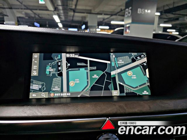 Genesis G90 2019 — photo 15