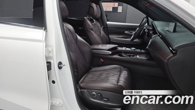 Genesis GV70 2021 — photo 16
