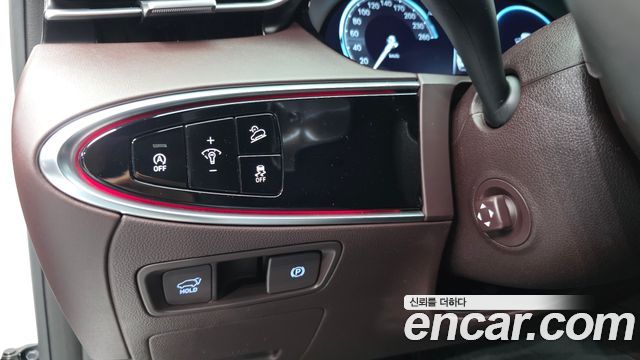 Genesis GV70 2021 — photo 27
