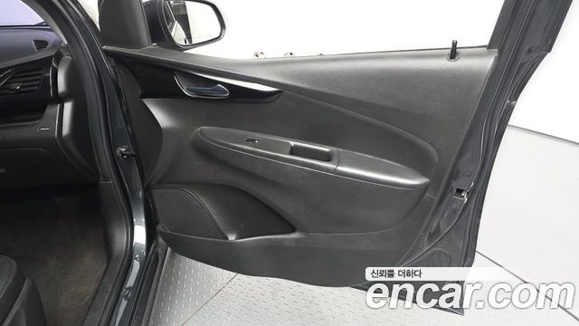 Chevrolet Korea Spark 2017 — photo 14
