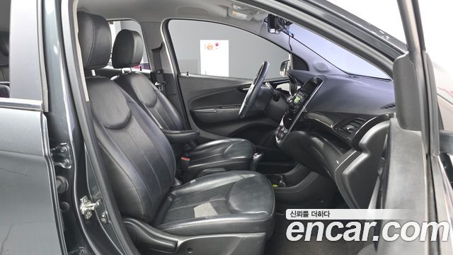 Chevrolet Korea Spark 2017 — photo 16