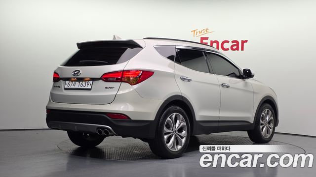 Hyundai Santafe 2015 — photo 2