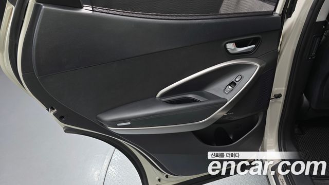 Hyundai Santafe 2015 — photo 15