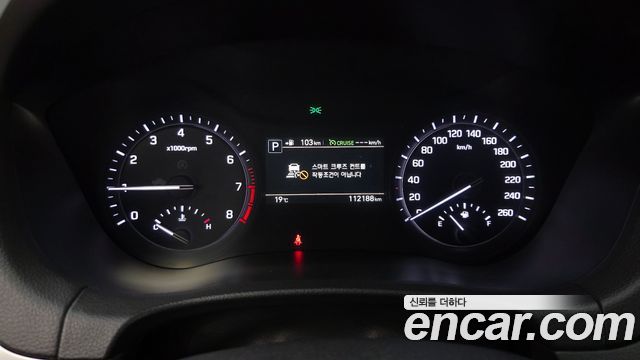Genesis G80 2017 — photo 11