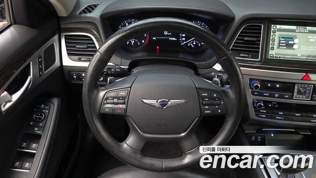 Genesis G80 2017 — photo 19