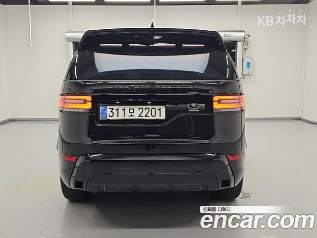Land Rover Discovery 2020 — photo 4
