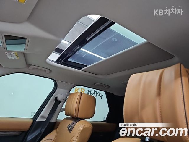 Land Rover Discovery 2020 — photo 13
