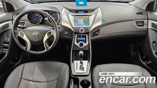 Hyundai AVANTE 2012 — photo 7