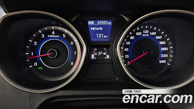 Hyundai AVANTE 2012 — photo 8