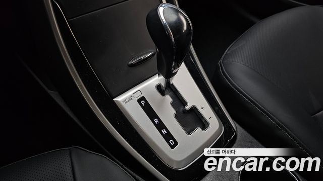 Hyundai AVANTE 2012 — photo 9