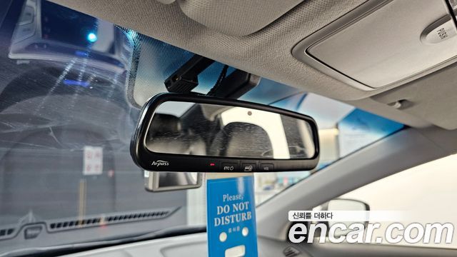 Hyundai AVANTE 2012 — photo 17