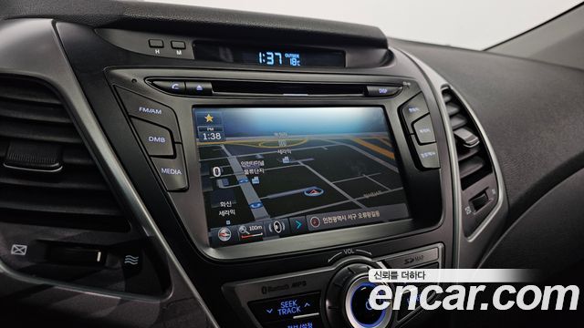 Hyundai AVANTE 2014 — photo 20