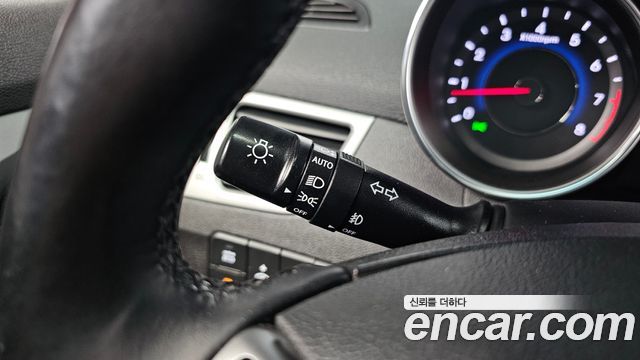 Hyundai AVANTE 2014 — photo 24