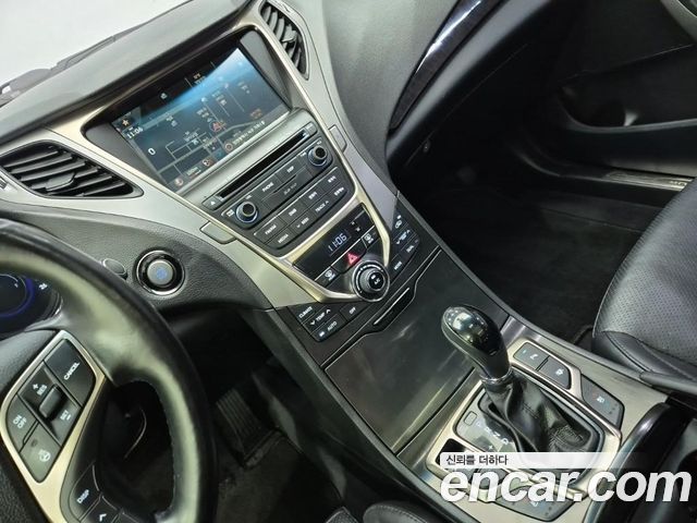 Hyundai Grandeur 2014 — photo 17