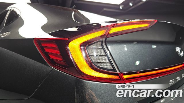 Hyundai Sonata 2020 — photo 9