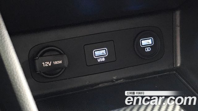 Hyundai Sonata 2020 — photo 32