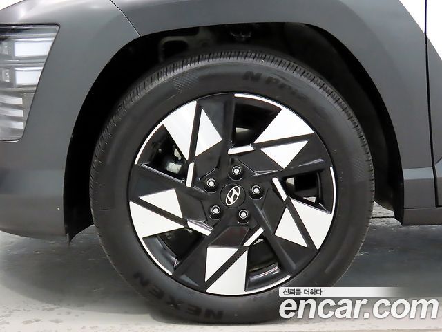Hyundai Kona 2023 — photo 20