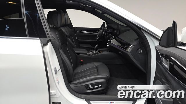 BMW Gran Turismo 2021 — photo 16